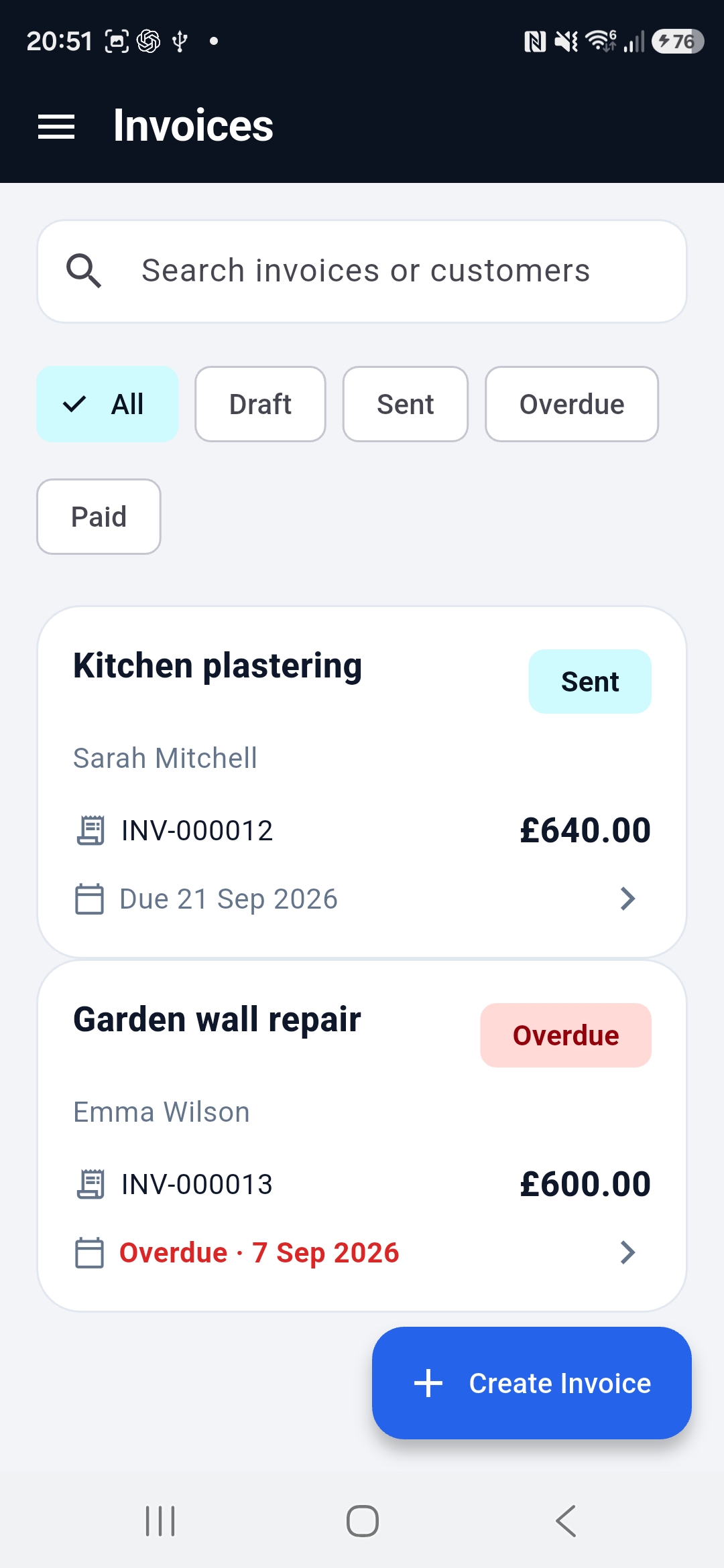 ROCEN invoices showing sent and overdue customer invoices